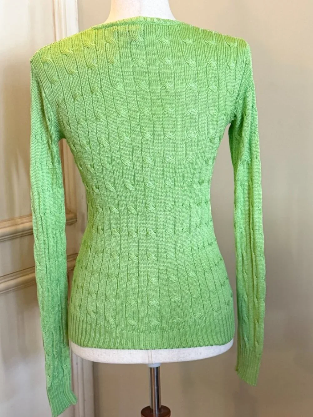 Ralph Lauren Cable-Knit V-Neck Pullover Sweater – Light Green EXTRA SMALL - Picture 4 of 7